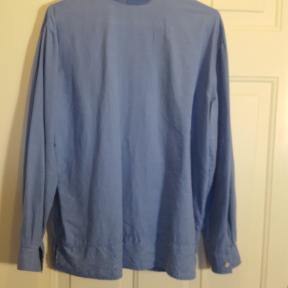 Cherokee Button down top - Picture 4 of 7